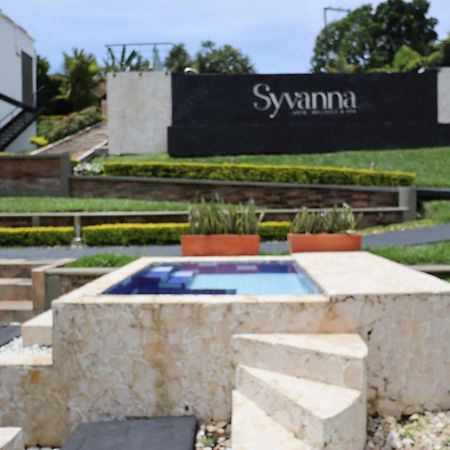 Hotel Syvanna Wellness And Spa Cerritos Exterior photo